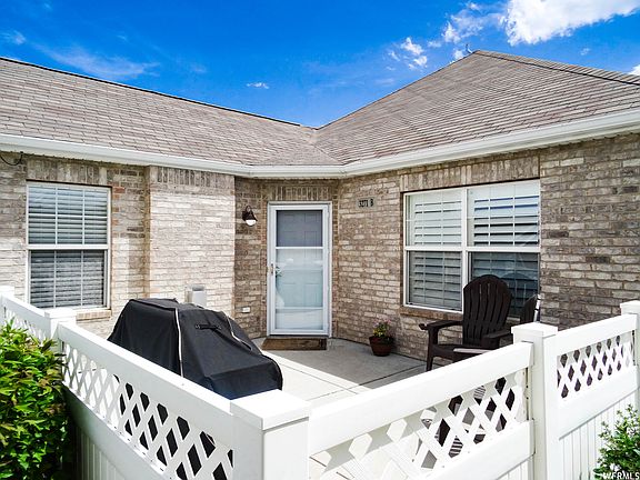 3rd image of 3271 S Abbey Glen Way