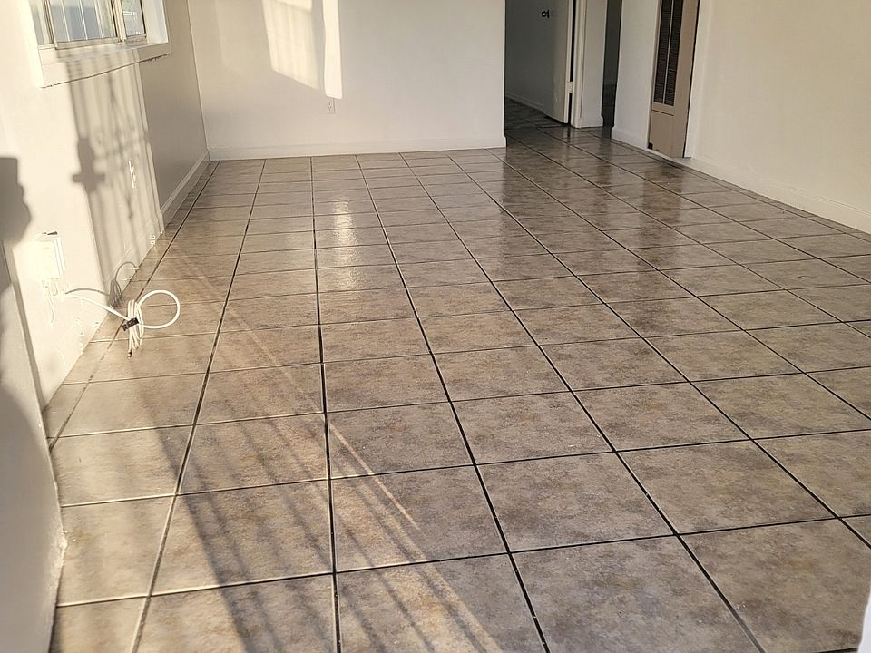 1st image of 6912 Chanslor Ave #A