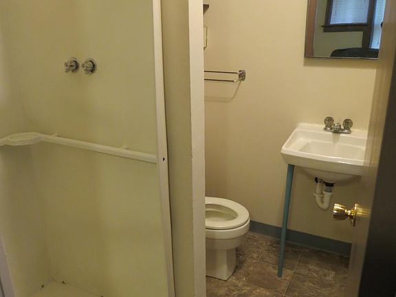 Unit 3 Bathroom