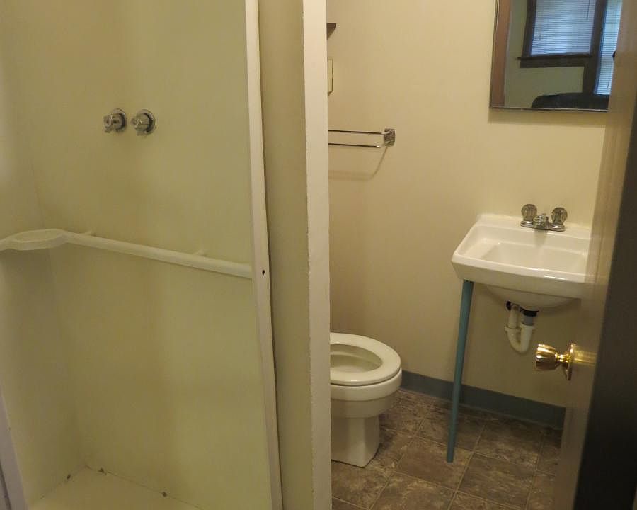 Unit 3 Bathroom