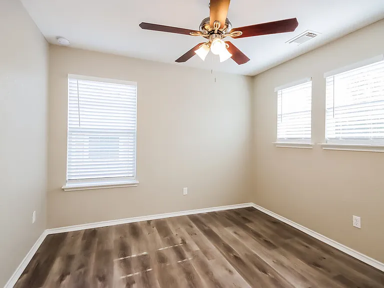 11438 Flying Geese Ln — Photo 15
