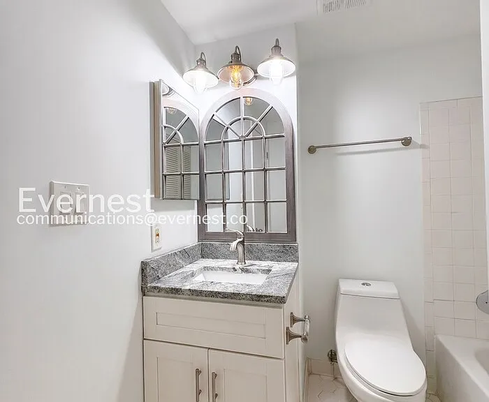 20564 Strath Haven Dr — Photo 8