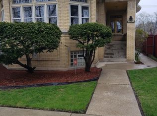 8045 S Luella Ave, Chicago, IL 60617