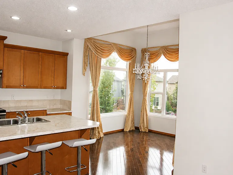 Panamount Hl NW — Photo 10