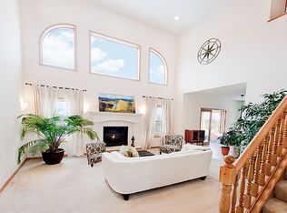 6510 Pheasant Hills Dr, Lino Lakes, MN 55038