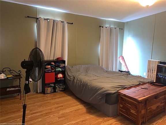 4th image of 21 Eden Ln