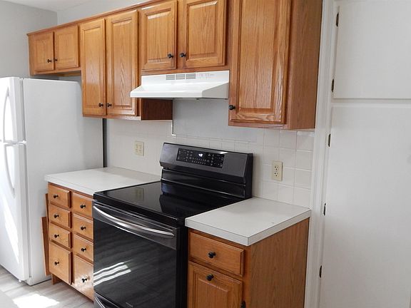 4th image of 2903 E Rivera St