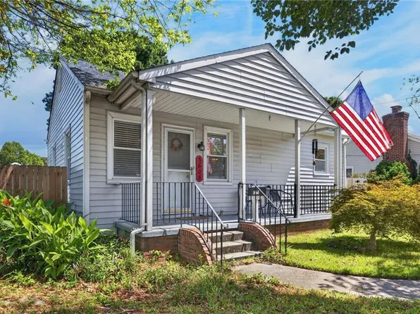 3608 Essex Cir, Norfolk, VA 23513