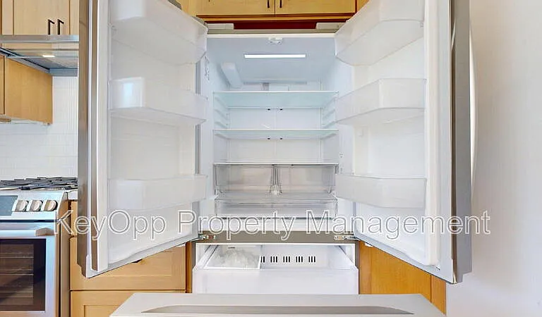 489 Guerrero St — Photo 6