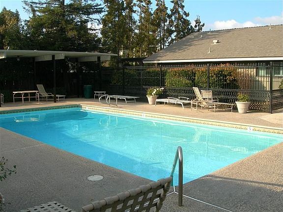 3rd image of 315 W Bullard Ave APT 101