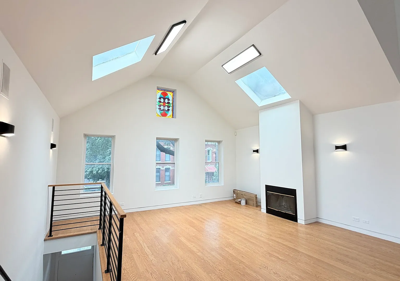 2 bed, $4,495 — Photo 3