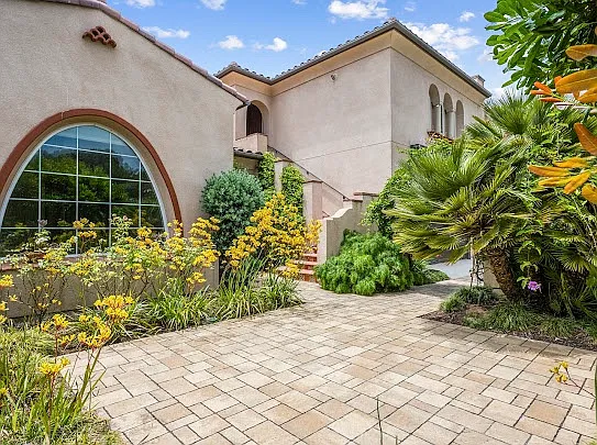 1679 Buena Vista Way — Photo 28