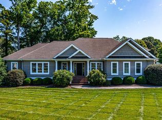 94 N Crowder Ln, Reedville, VA 22539