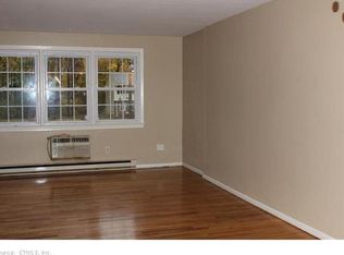 439 Robin Ct, Cheshire, CT 06410