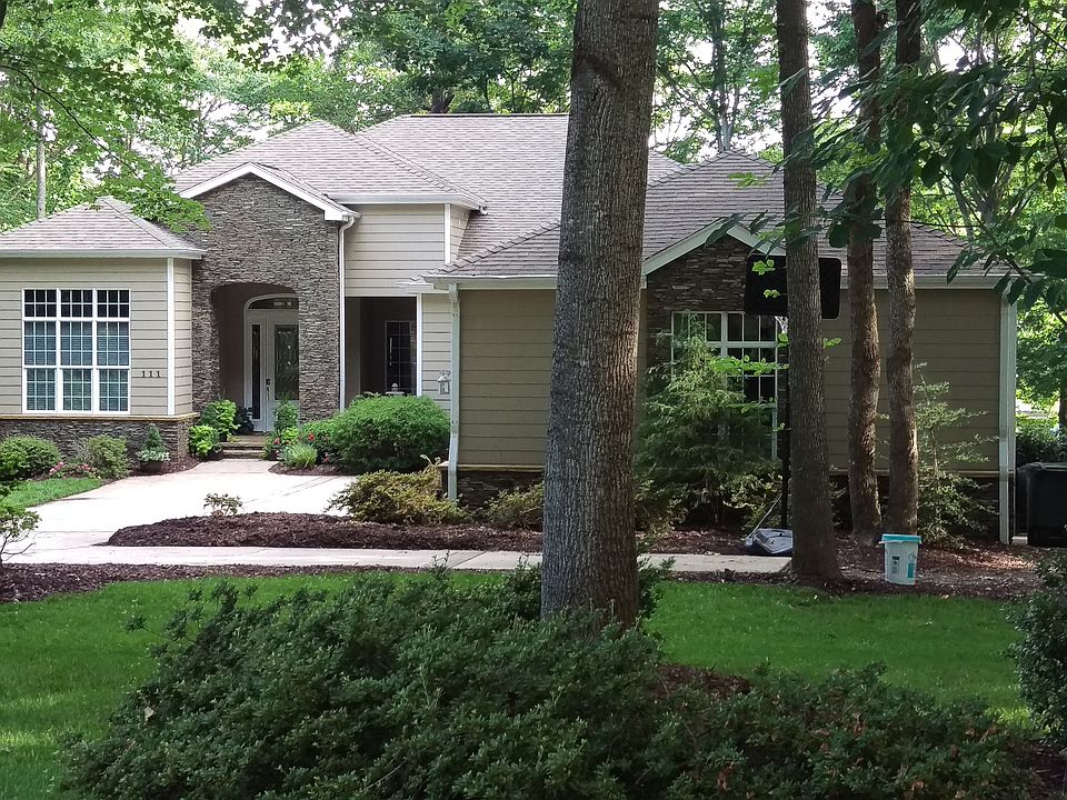 Great curb appeal