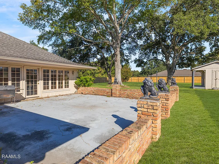 512 Monarch Dr — Photo 23
