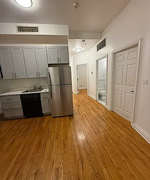 21 Maiden Ln #3B — Photo 2