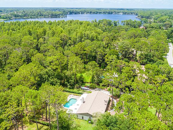 5th image of 19406 Pine Valley Dr