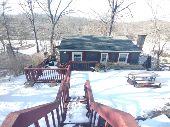 73 E Shore Dr, Vernon, NJ 07462