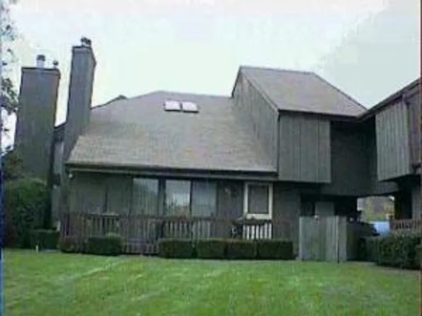 85 Cotswold Cir, Ocean, NJ 07712