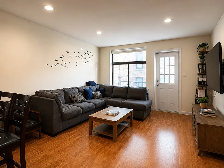 300 Broome St #4F — Photo 6
