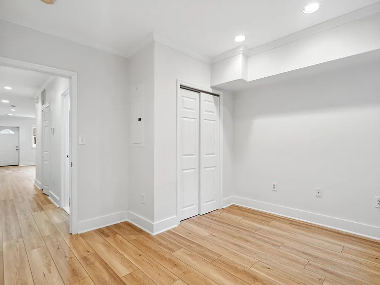 422 N St NW #A — Photo 16