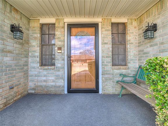 3rd image of 1024 Pruitt Dr
