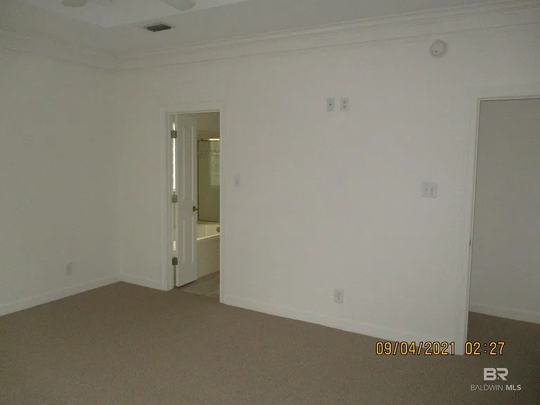 9153 Parliament Cir — Photo 12