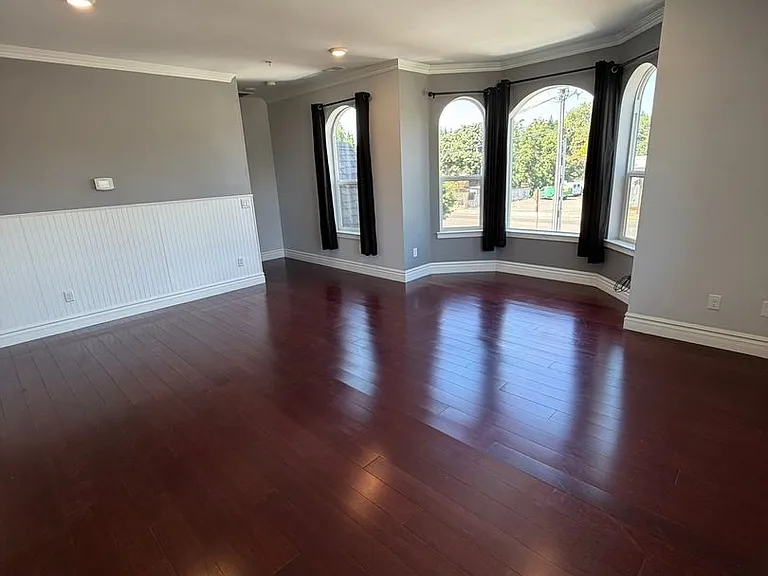 103 W Bishop Way — Photo 4