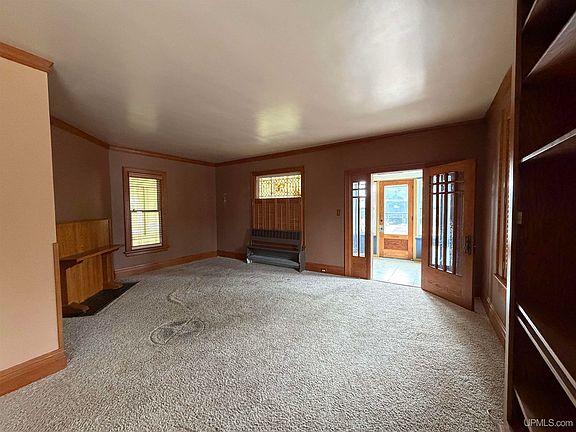 5th image of 714 14th Ave