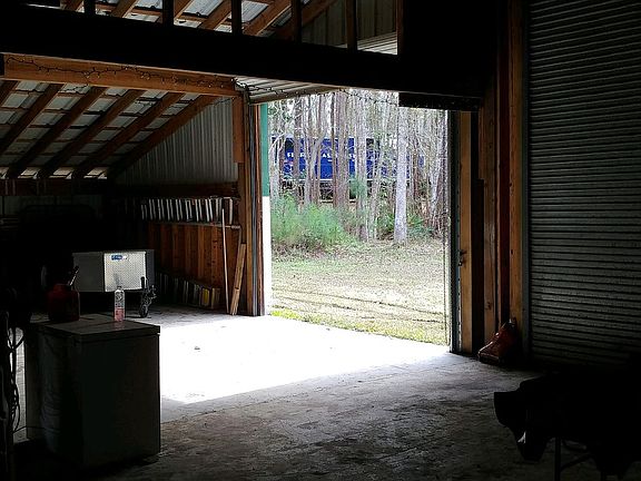 Barn / Garage 60x80
