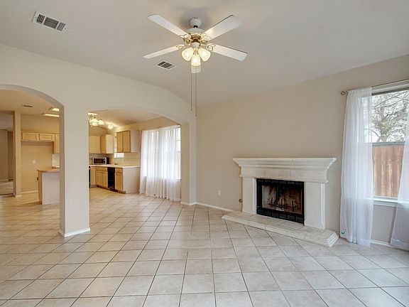 5th image of 14833 Montoro Dr