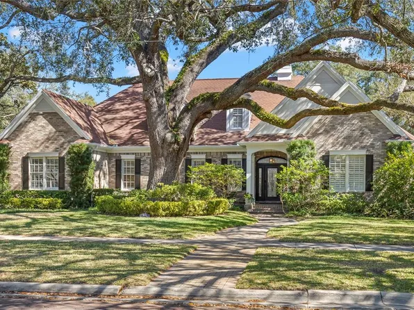 900 S Golf View St, Tampa, FL 33629