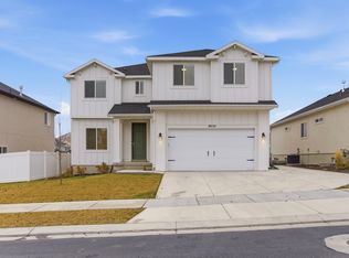 4634 E Silver Moon Dr, Eagle Mountain, UT 84005