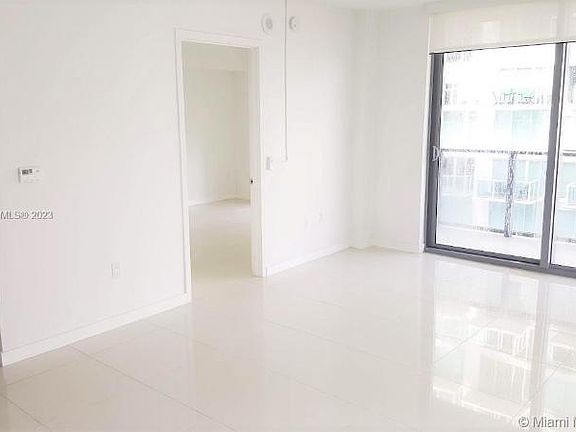2nd image of 31 SE 6th St APT 2608