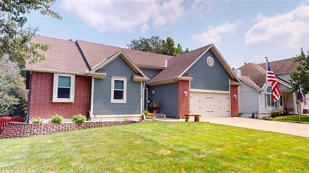 15513 S Stagecoach Dr, Olathe, KS 66062 | Zillow