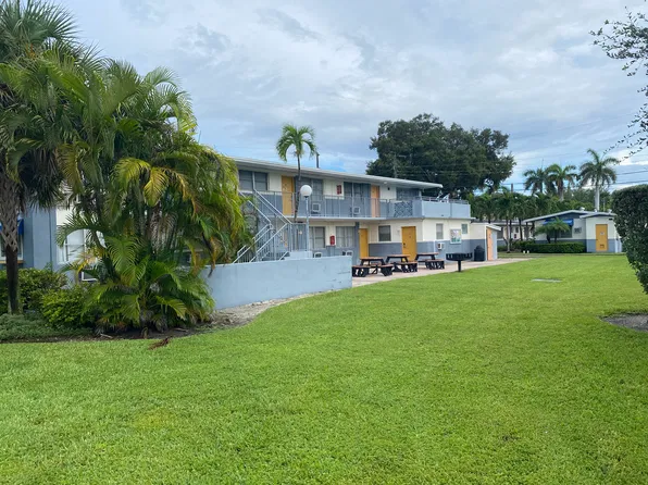 1640 NE 127th St #401, Miami, FL 33181