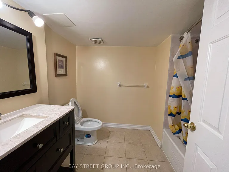 36 Tomlinson Cir — Photo 20