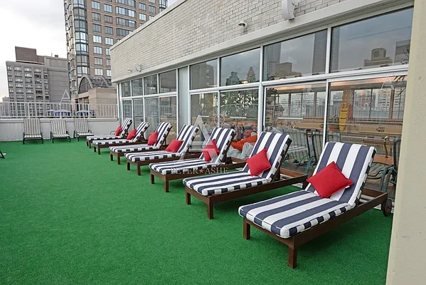 Rented by Peter Ashe | media 26