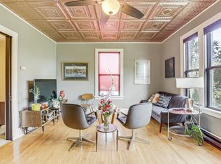 1928 Aldrich Ave S #B202, Minneapolis, MN 55403