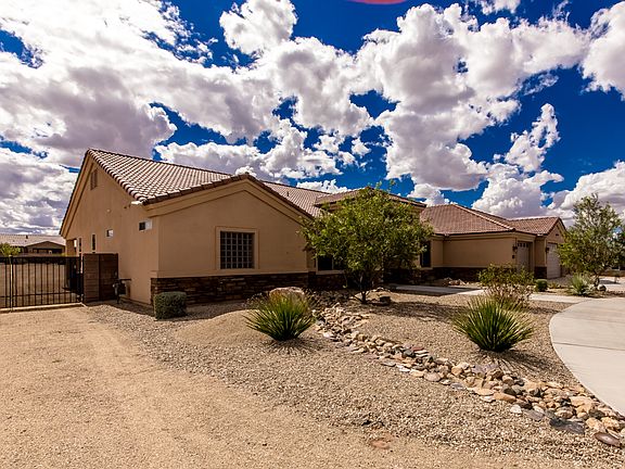 3rd image of 3356 Southern Vista Dr