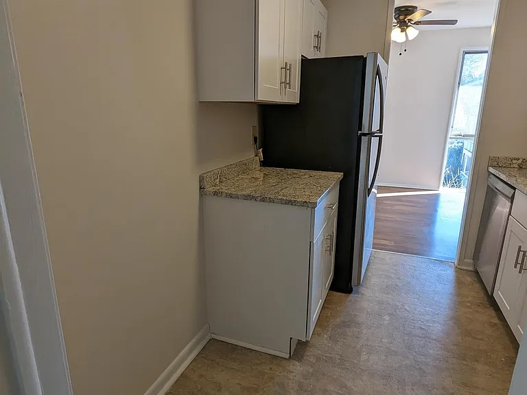 7145 Donnell Pl #D3 — Photo 6