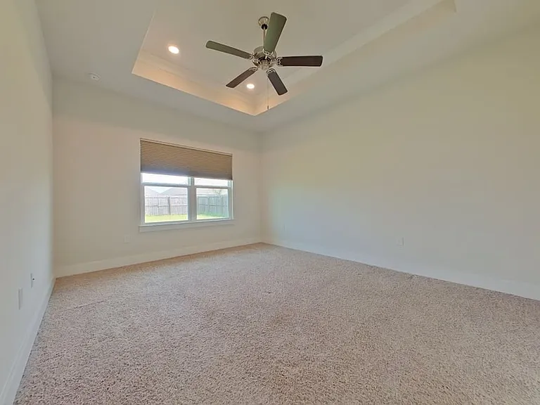6178 Jenks Dr — Photo 8