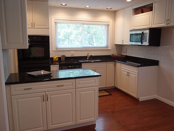 5th image of 12253 Prince Towne Dr