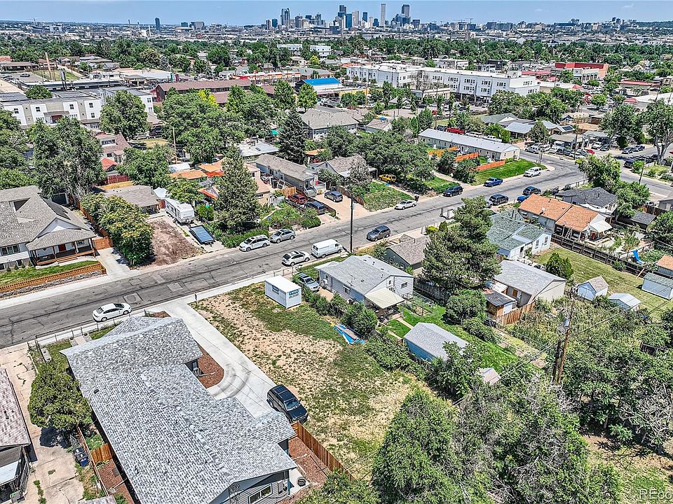 1st image of 3224 W Dakota Avenue