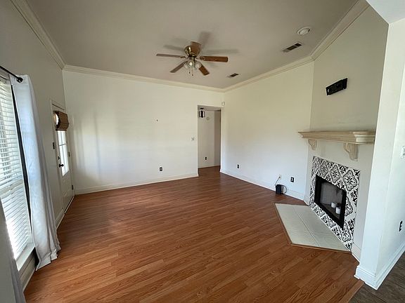 3rd image of 38244 Mindi Ct