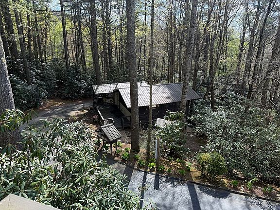 5th image of 145 Hawks Nest Ln #3