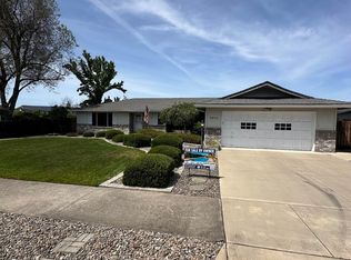1711 Alcan Dr, Medford, OR 97504