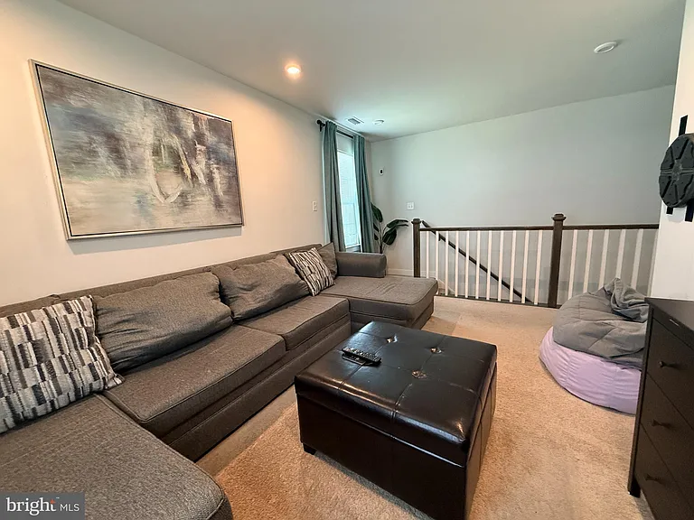 99 Weston Dr — Photo 15