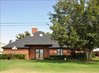 1514 Arnett St, Ropesville, TX 79358